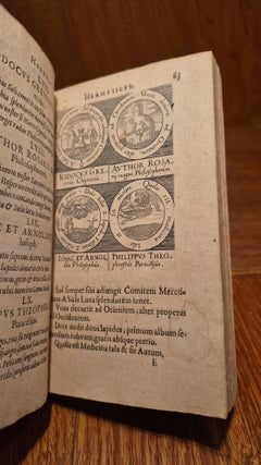 Hortulus Hermeticus, Flosculis Philosophorum Cuprincisis Conformatus, & brevissimis versiculis explicatus. Quo Chymiatriae Studiosi pro Philotheca uti, fessique Laboratorium ministri recreari possint.