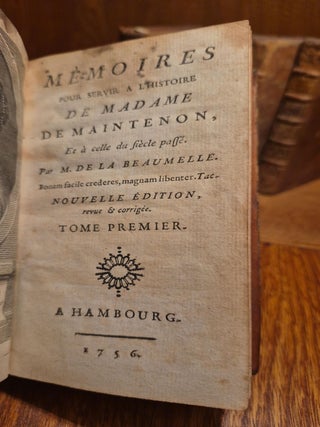 M&eacute;moires pour servir &agrave; l&rsquo;histoire de Madame de Maintenon, et &agrave; celle du si&egrave;cle pass&eacute;