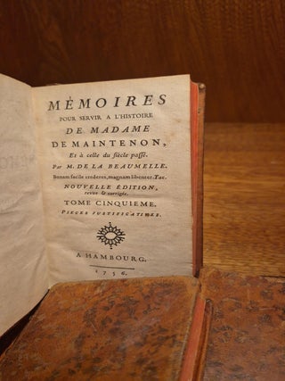 M&eacute;moires pour servir &agrave; l&rsquo;histoire de Madame de Maintenon, et &agrave; celle du si&egrave;cle pass&eacute;